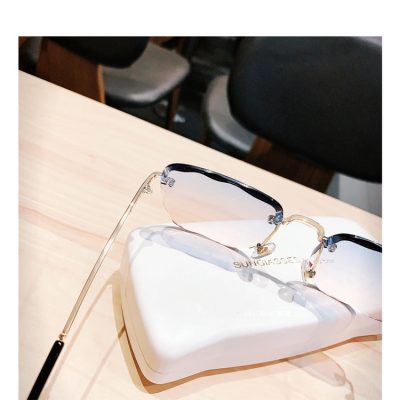 Mắt Kính Nữ Thời Trang 2021 - Kính Râm Nữ Hàn Quốc Đep Cao Cấp Gọng Vuông_Km014